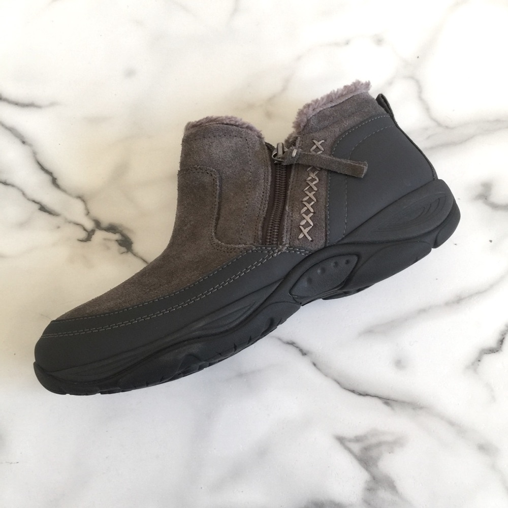Easy Spirit | Water resistant Boots